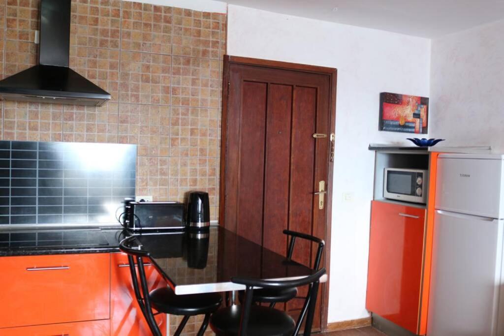 Apartment On The And Ocean Sounds Fasnia