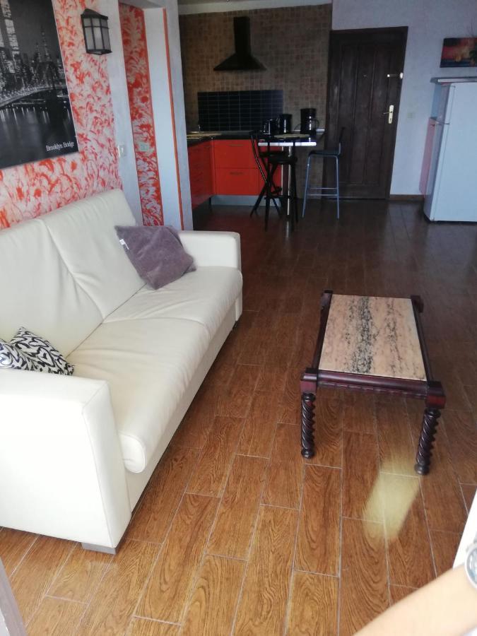 On The And Ocean Sounds Apartment