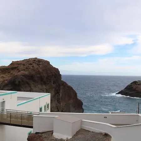 Apartment On The Beach And Ocean Sounds Fasnia Exterior foto